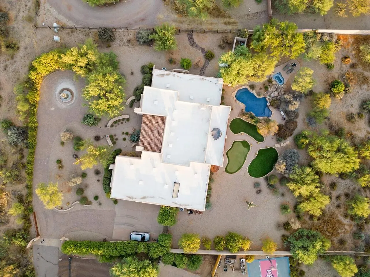 Stunning N. Scottsdale Desert Retreat Pool Jacuzzi